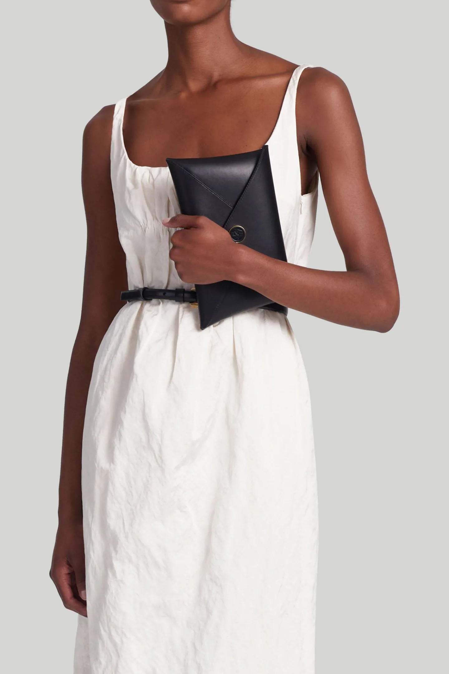 Altuzarra Handbags*Medallion Envelope Clutch BlackLeather